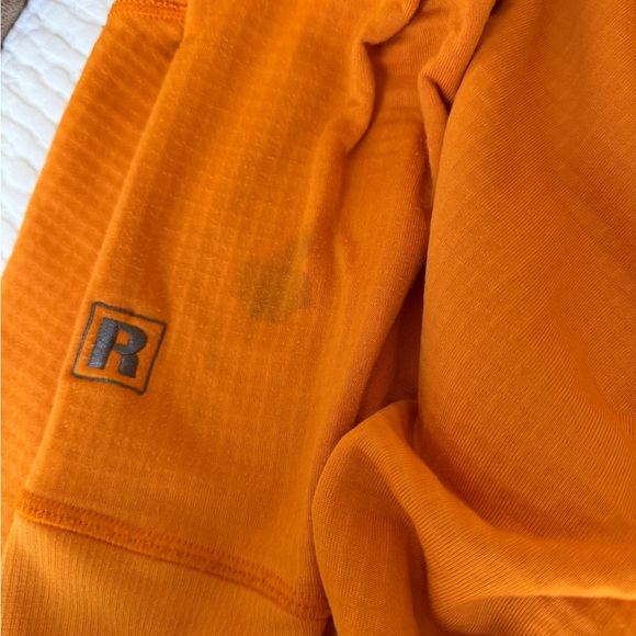 Patagonia Men’s Orange R1 with hood Size small - Picture 5 of 8